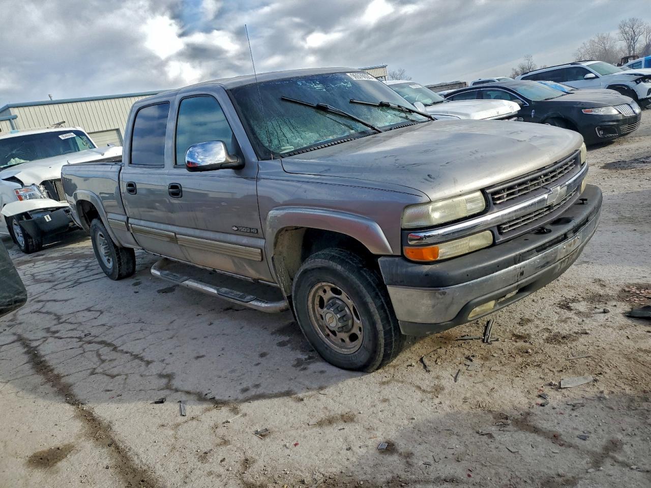 2002 CHEVROLET SILVERADO C1500 HEAVY DUTY photo 4