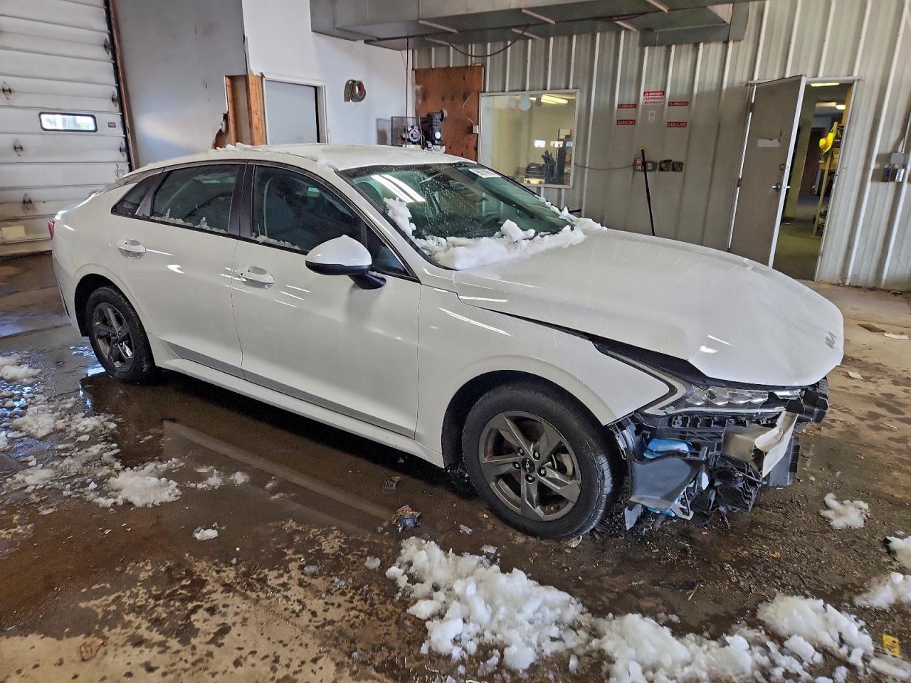 2023 KIA K5 LXS photo 7