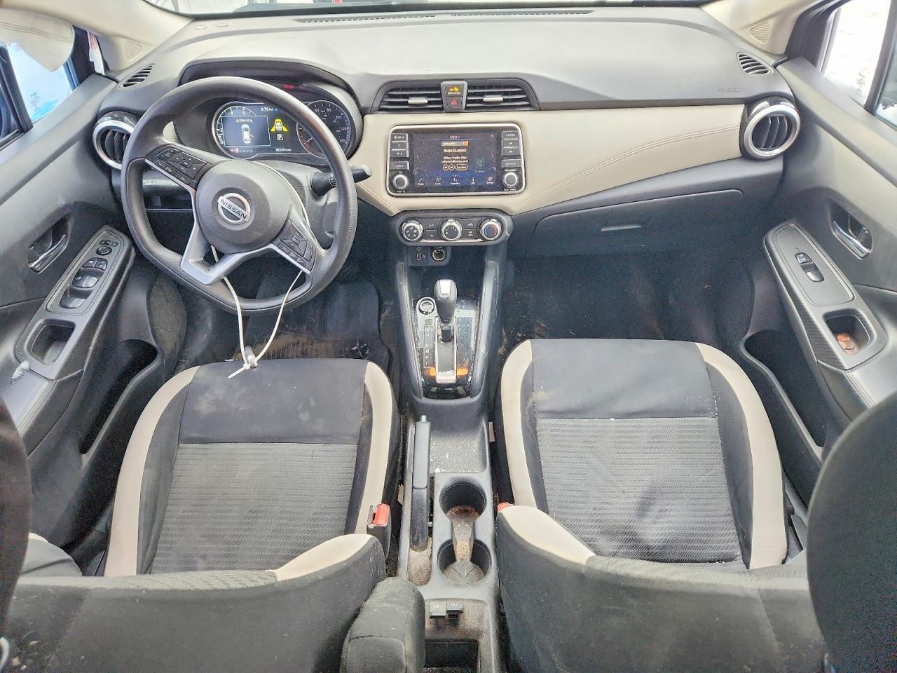 2020 NISSAN VERSA SV photo 15