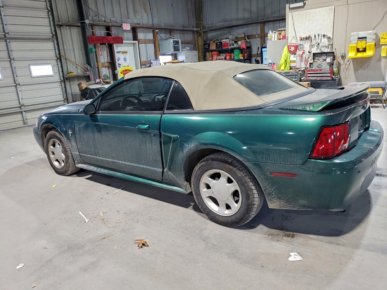 2000 FORD MUSTANG photo 2