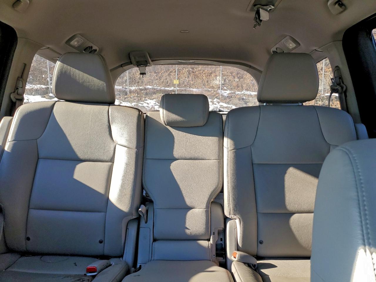 2016 HONDA ODYSSEY EXL photo 10