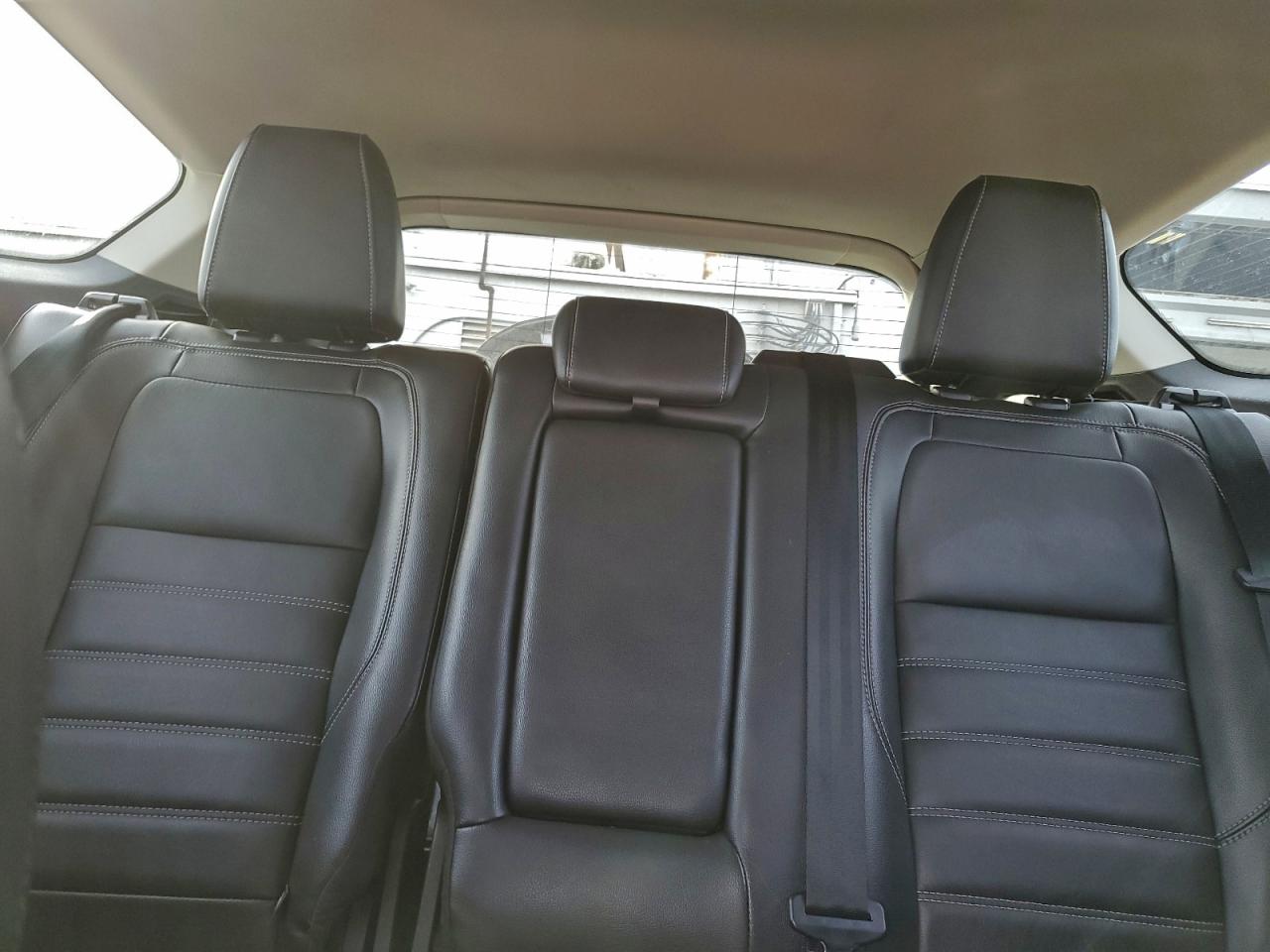 2017 FORD ESCAPE TITANIUM photo 19