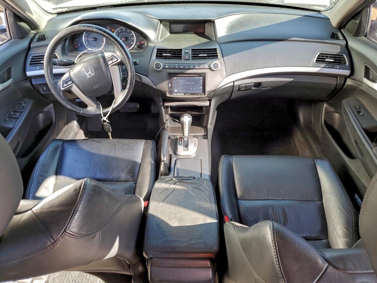 2011 HONDA ACCORD SE photo 8