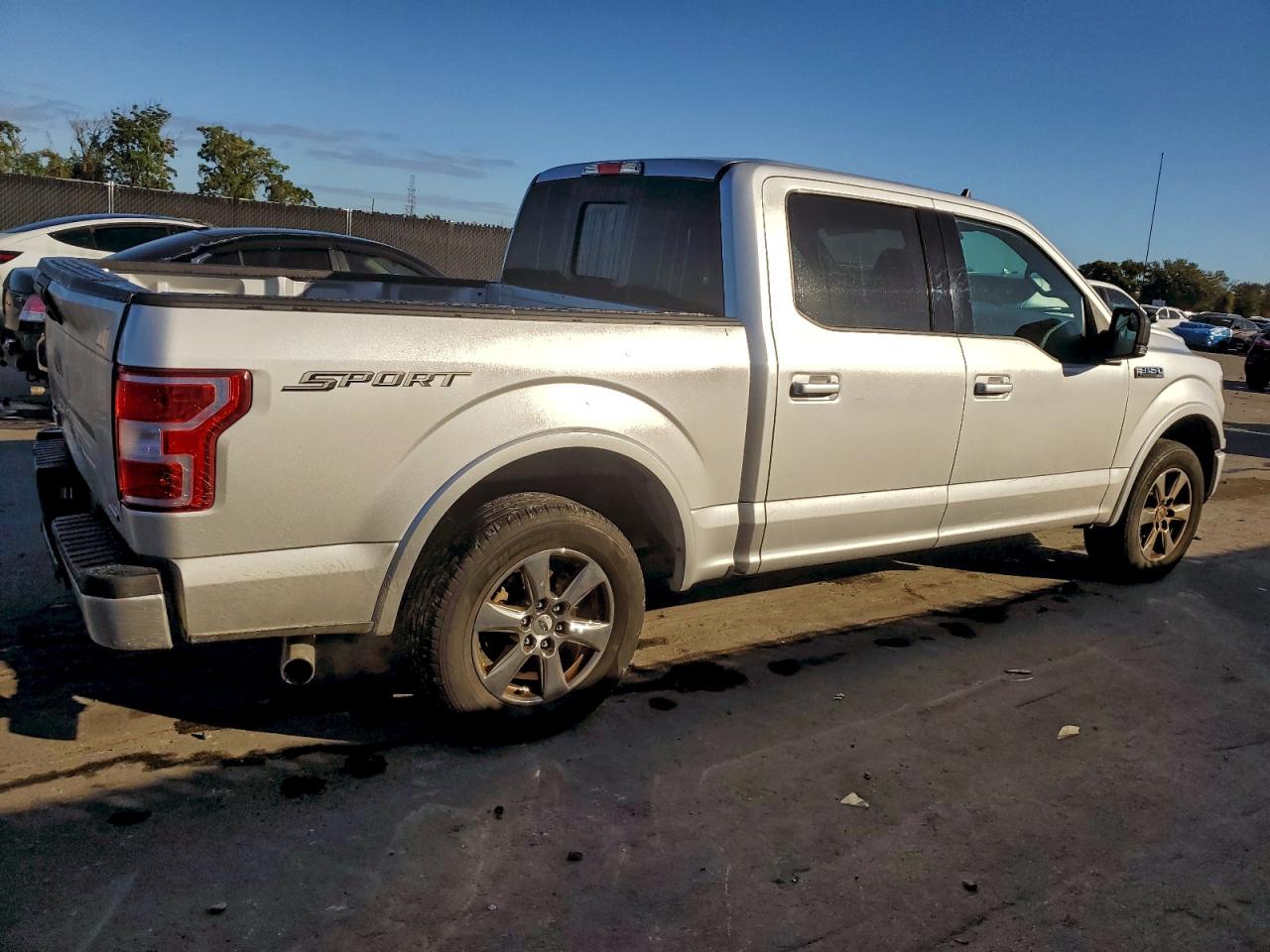 2019 FORD F150 SUPERCREW photo 3