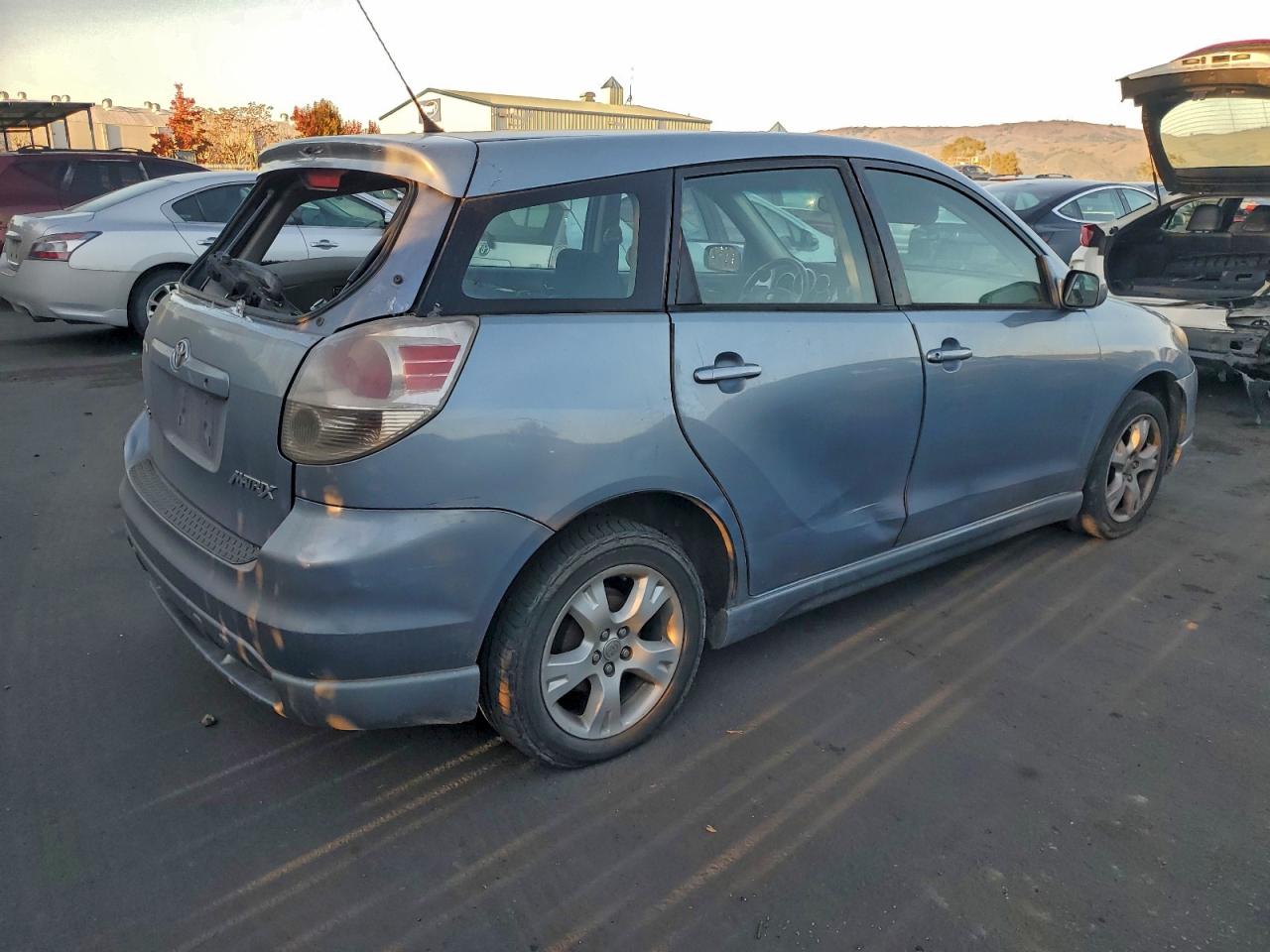 2006 TOYOTA COROLLA MATRIX XR photo 5