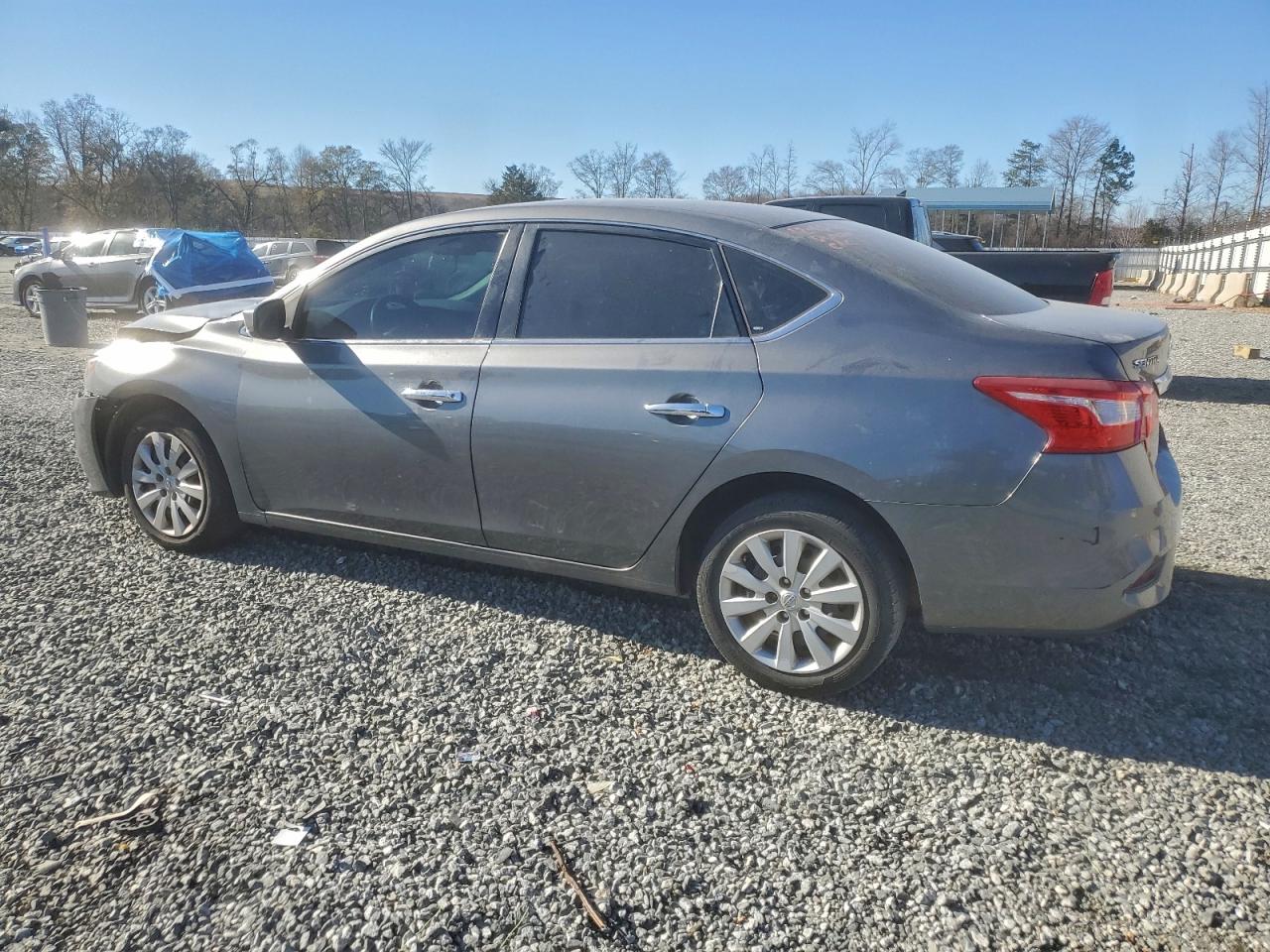 2016 NISSAN SENTRA S photo 2