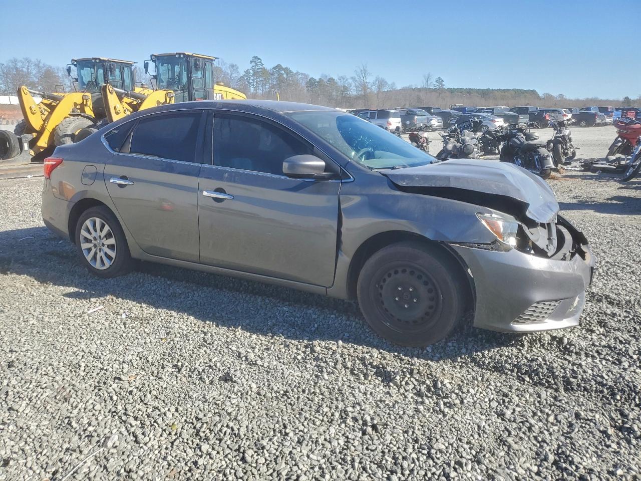 2016 NISSAN SENTRA S photo 4