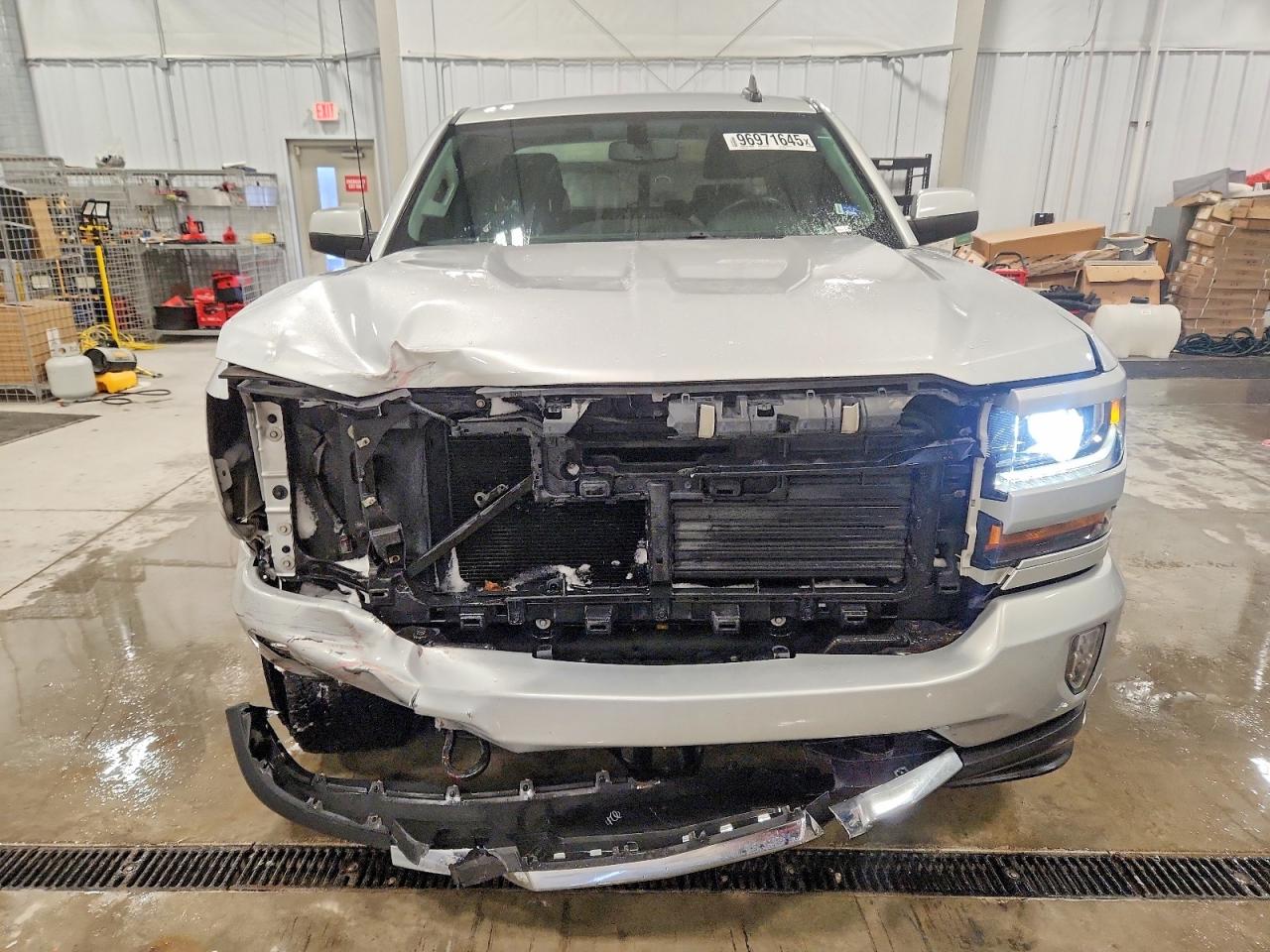 2018 CHEVROLET SILVERADO K1500 LT photo 5