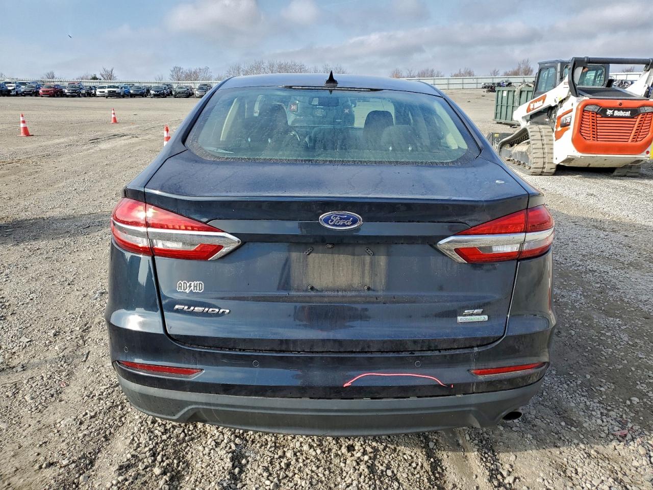 2020 FORD FUSION SE photo 6