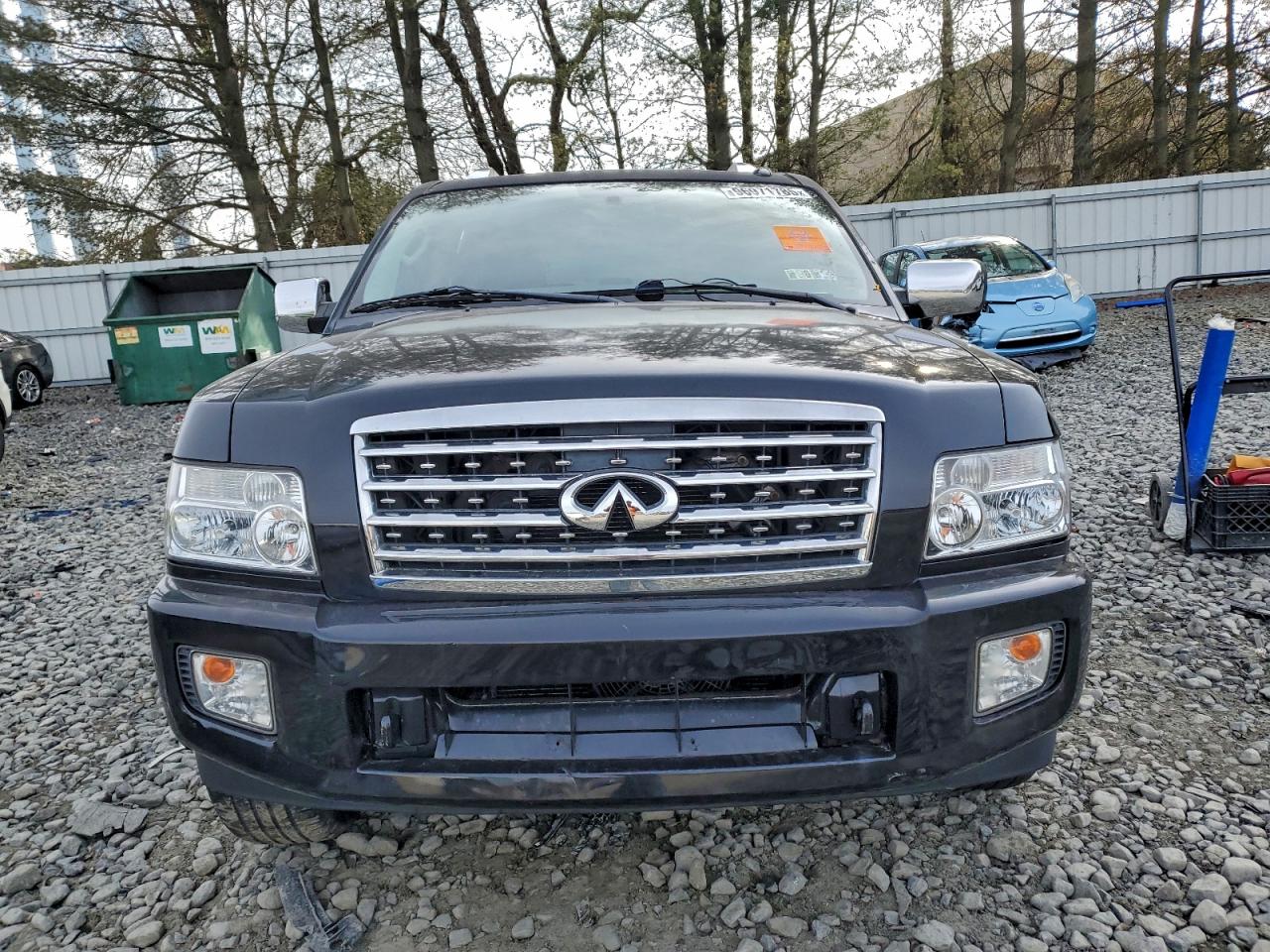 2010 INFINITI QX56 photo 13