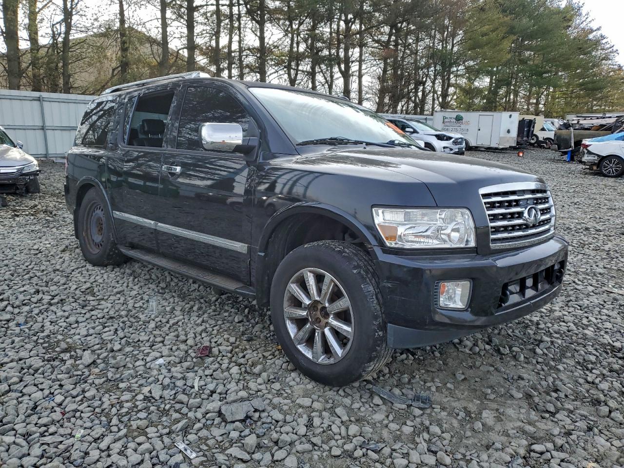 2010 INFINITI QX56 photo 10