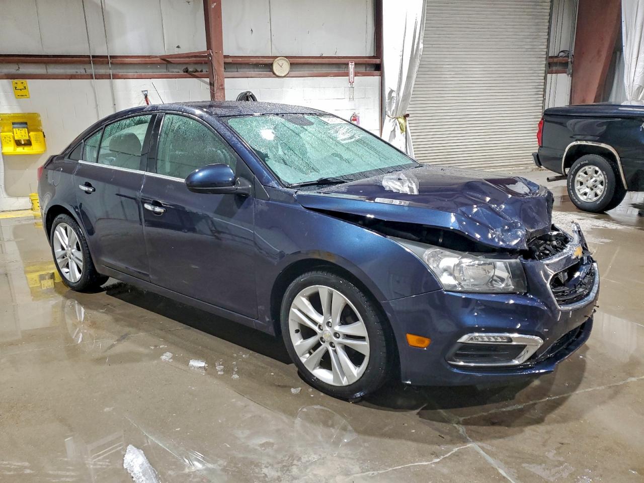 2015 CHEVROLET CRUZE LTZ photo 4