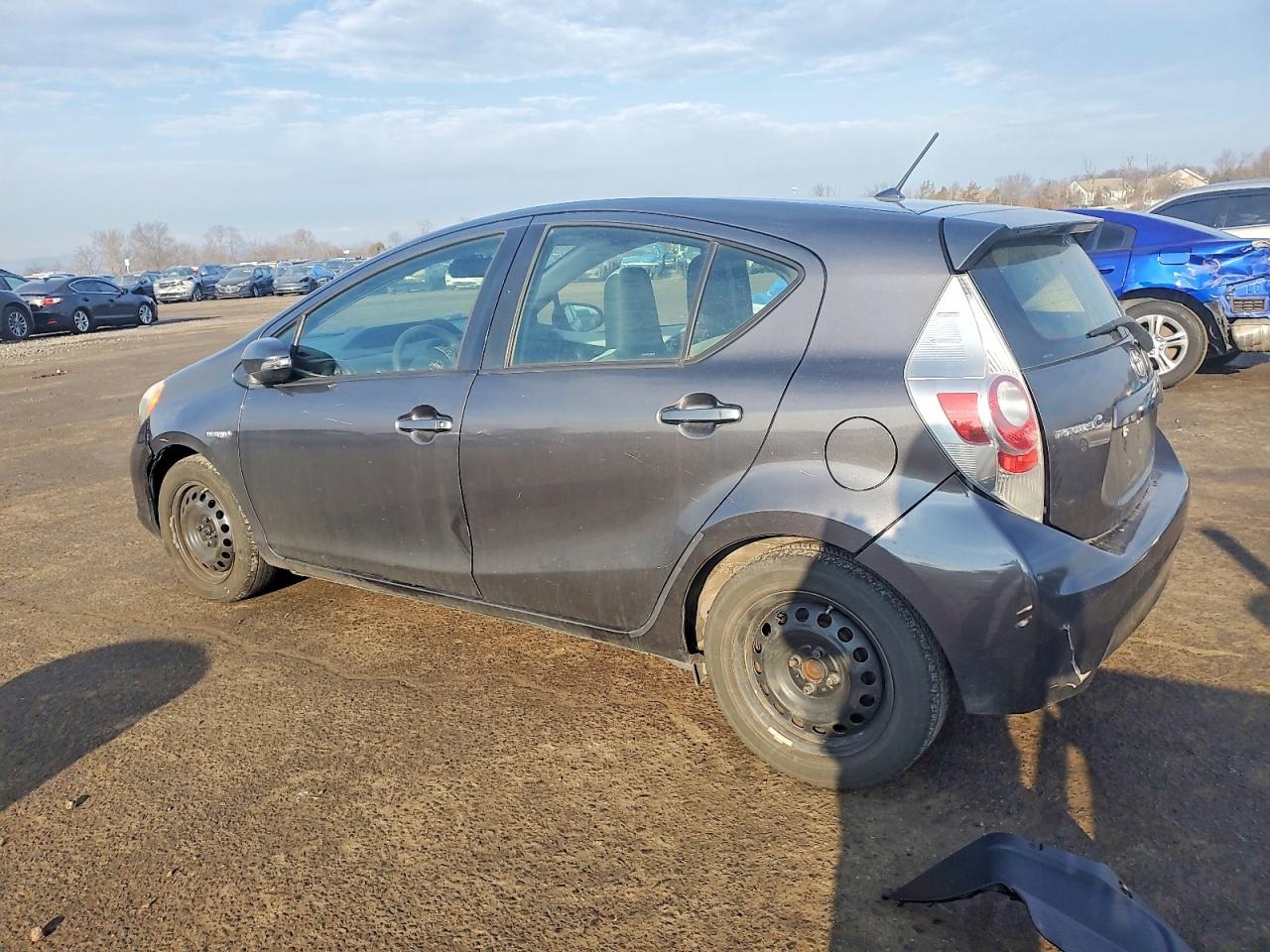 2012 TOYOTA PRIUS C photo 2