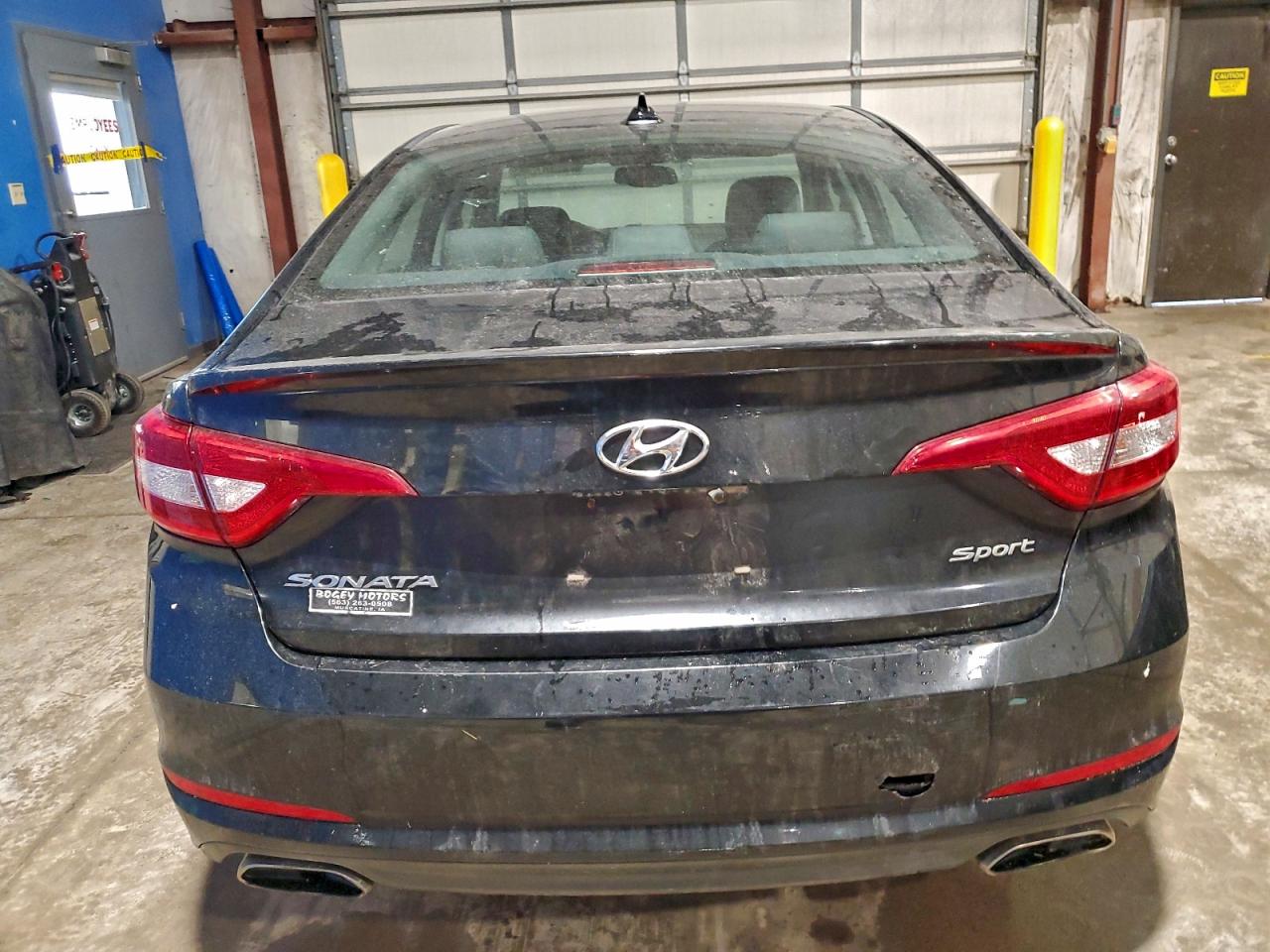 2017 HYUNDAI SONATA SPORT photo 11