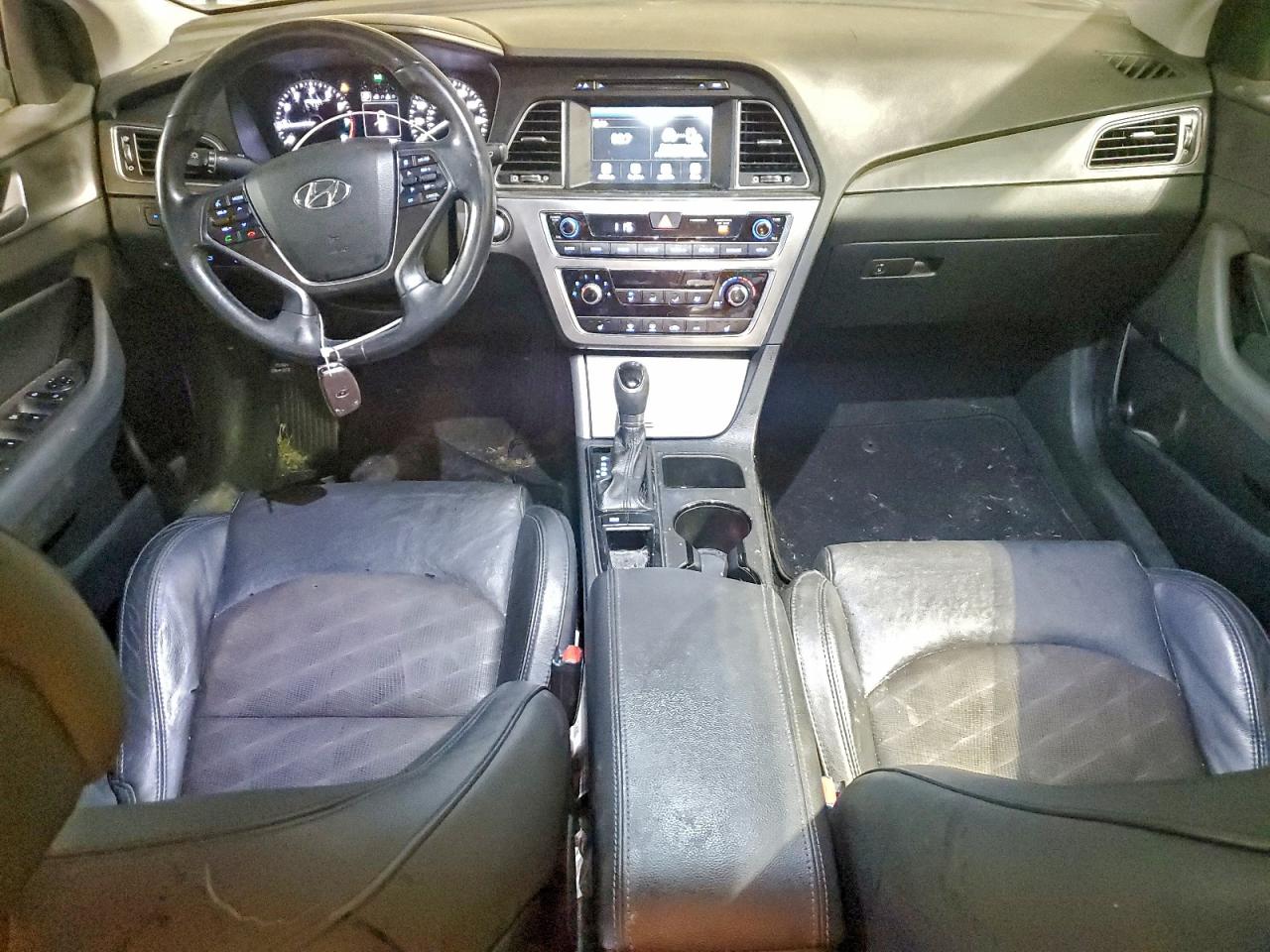 2017 HYUNDAI SONATA SPORT photo 15