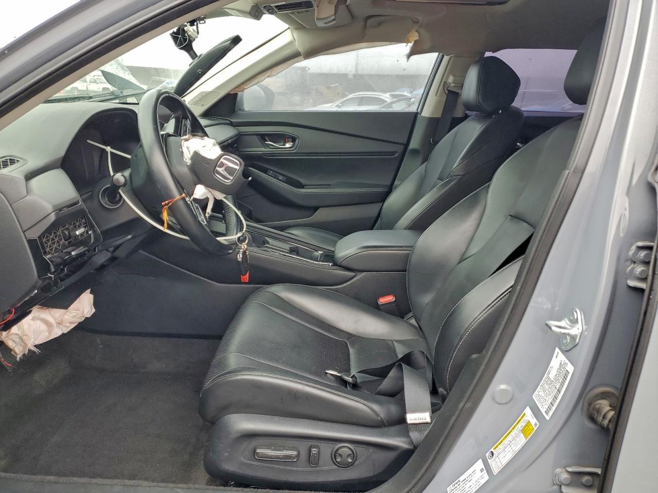 2024 HONDA ACCORD TOURING HYBRID photo 13