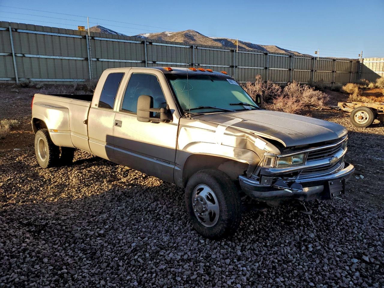 1998 CHEVROLET GMT-400 K3500 photo 7