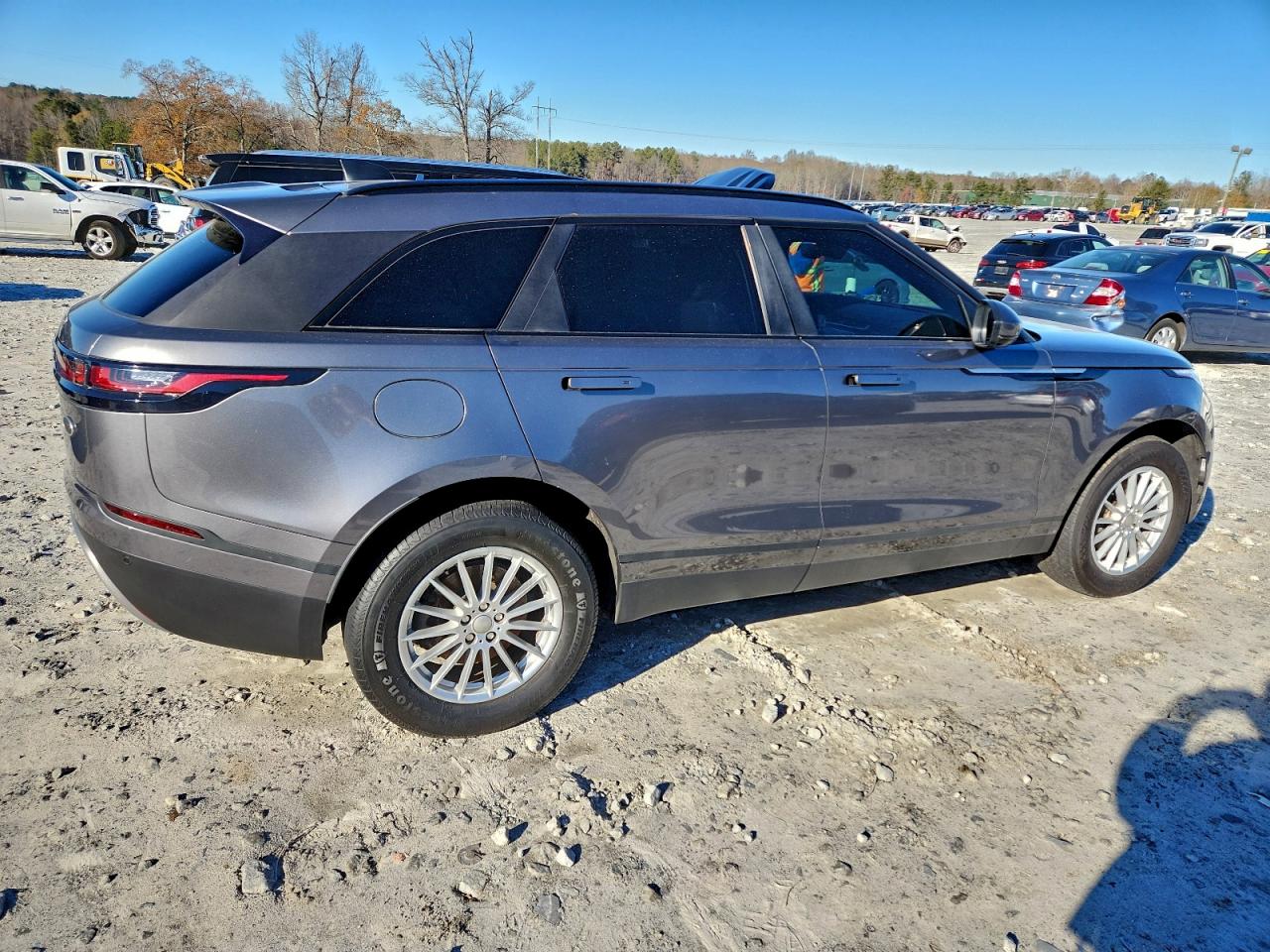 2019 LAND ROVER RANGE ROVER VELAR photo 5