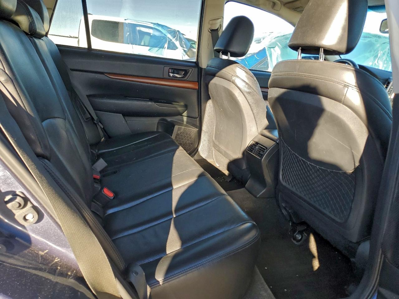 2014 SUBARU OUTBACK 2.5I LIMITED photo 19
