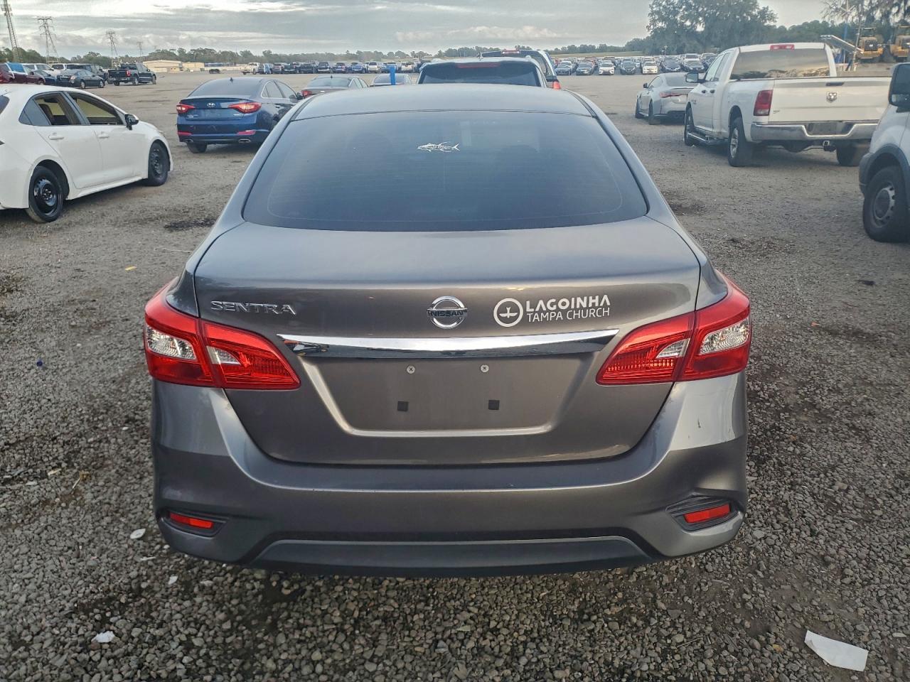 2019 NISSAN SENTRA S photo 11