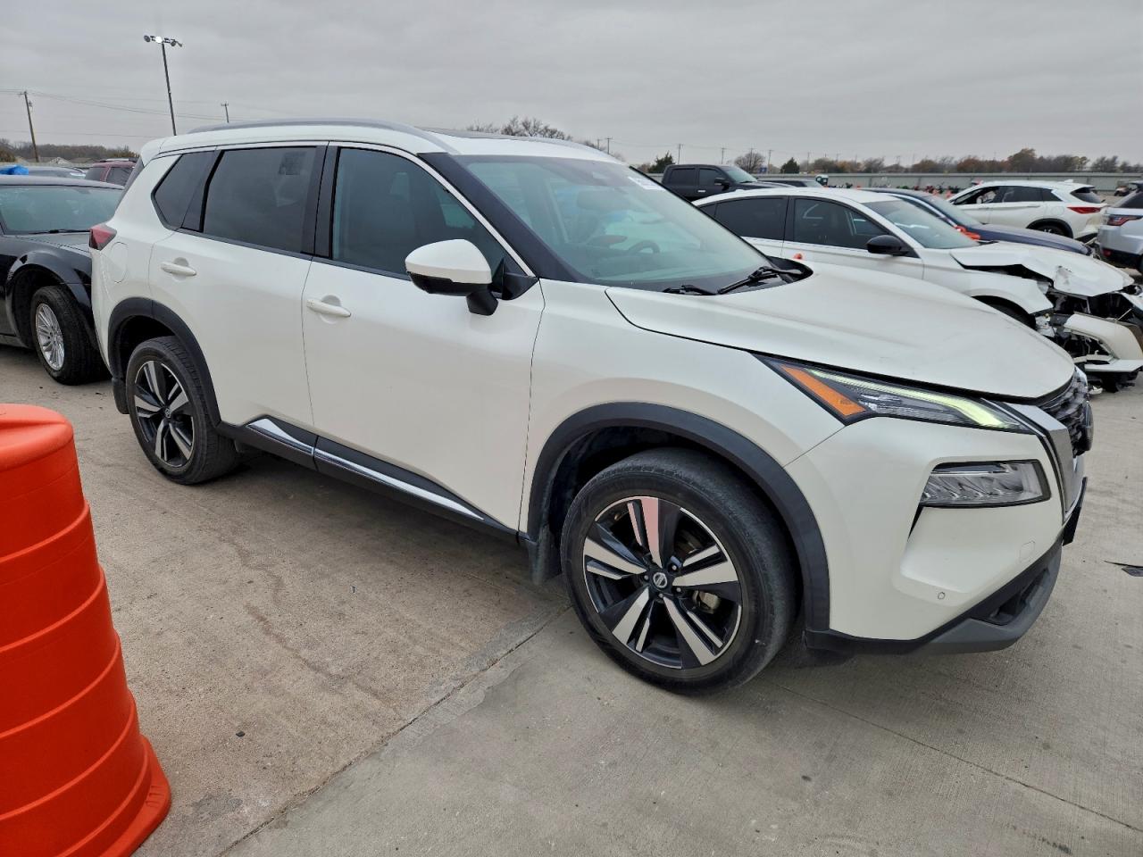2021 NISSAN ROGUE SL photo 4