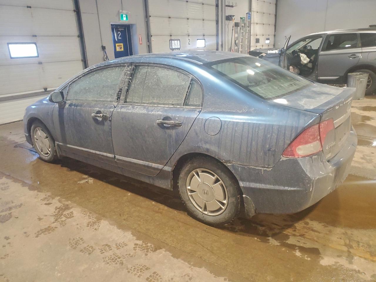 2010 HONDA CIVIC DX photo 2