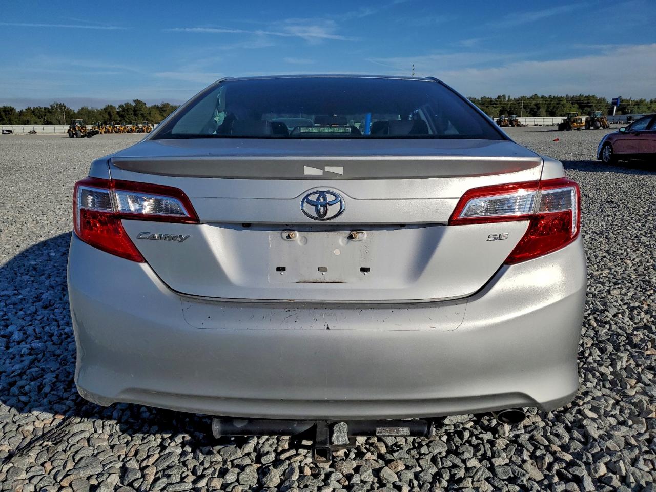 2014 TOYOTA CAMRY L photo 11