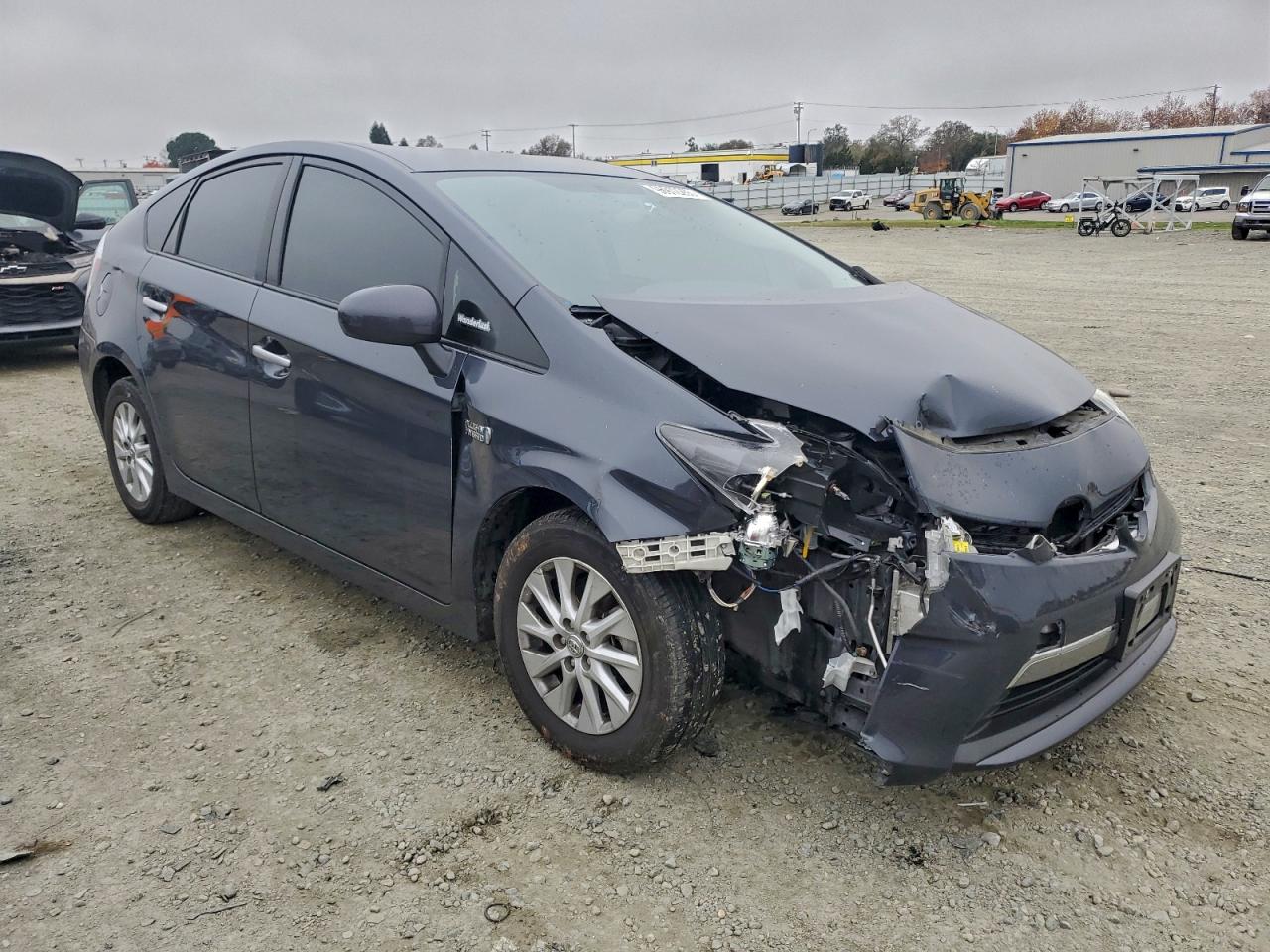 2014 TOYOTA PRIUS PLUG-IN photo 4