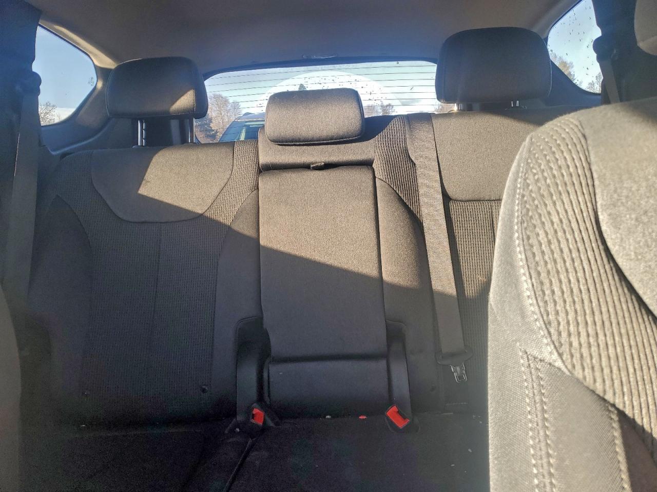 2019 HYUNDAI SANTA FE SE photo 10
