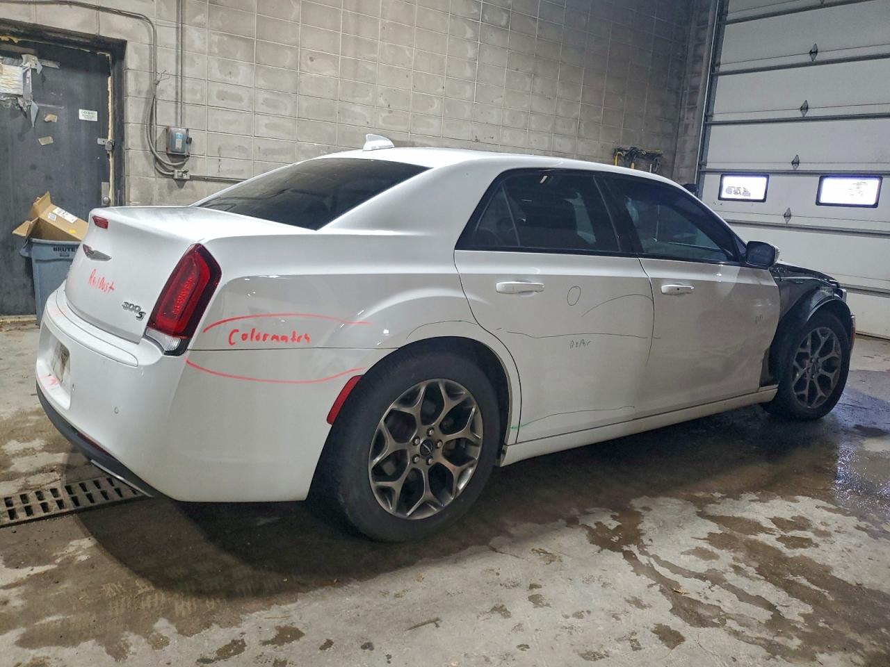 2015 CHRYSLER 300 S photo 5