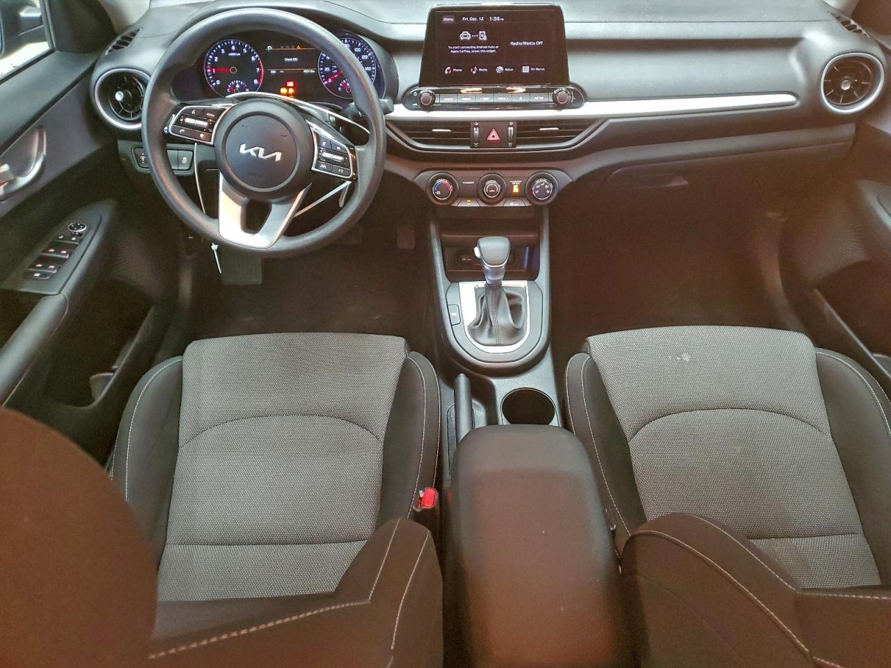 2024 KIA FORTE LX photo 29