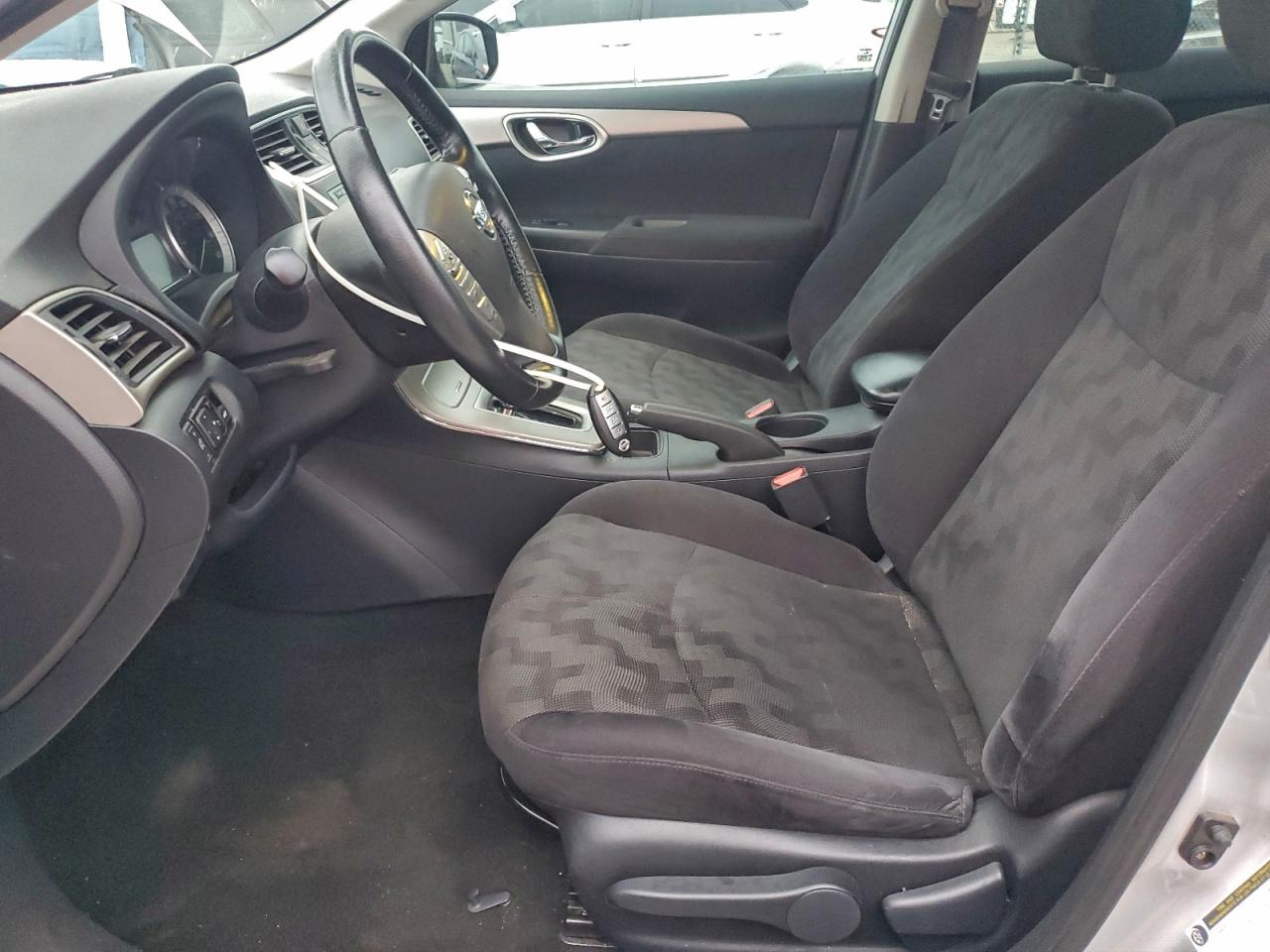 2013 NISSAN SENTRA S photo 13