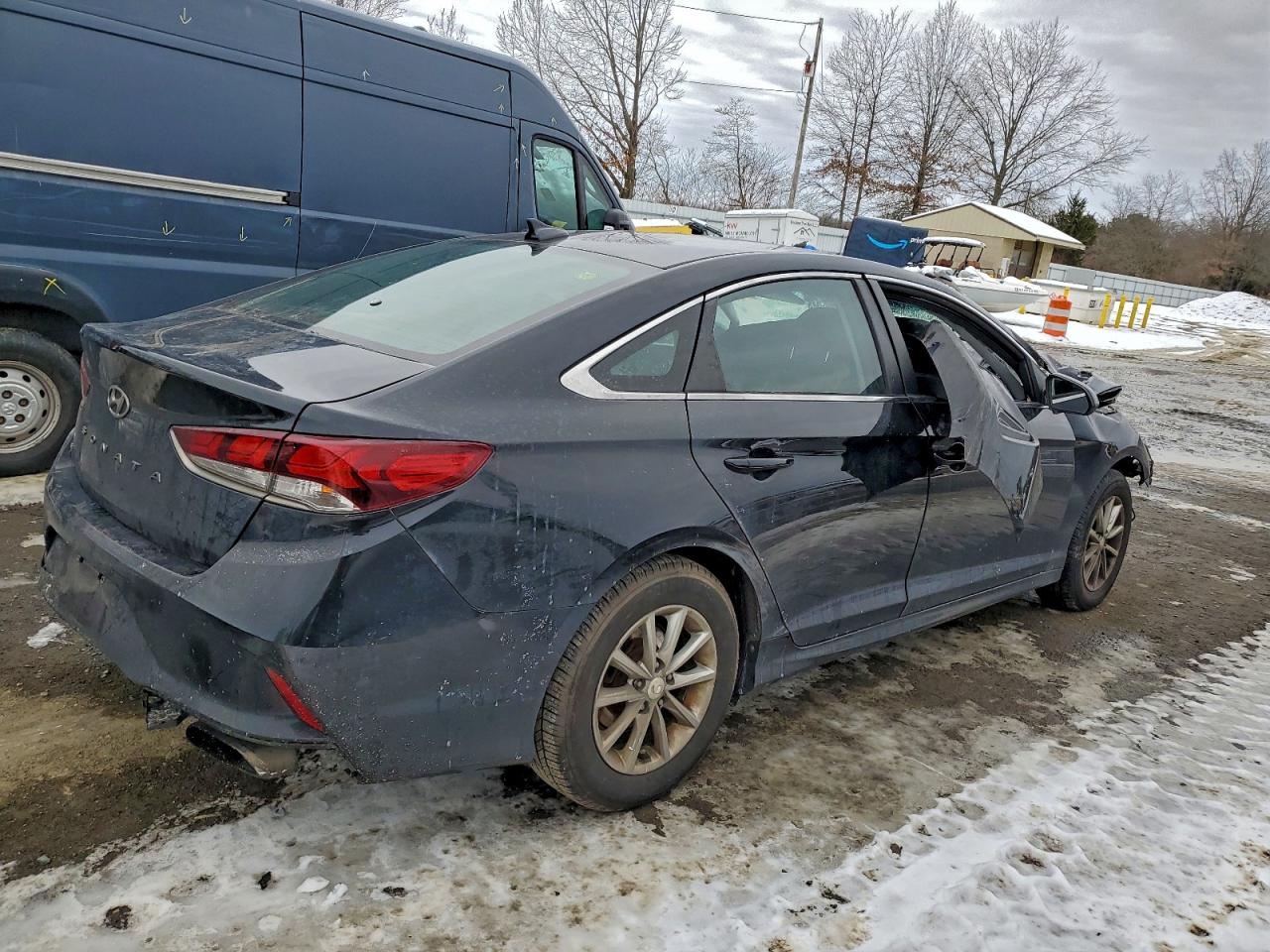 2018 HYUNDAI SONATA SE photo 3