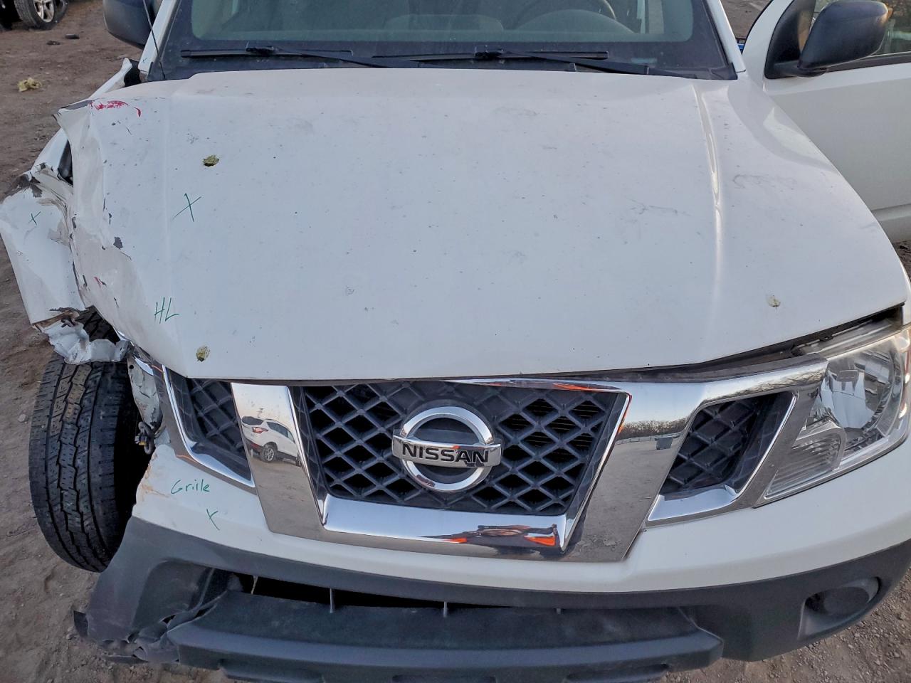 2018 NISSAN FRONTIER S photo 11