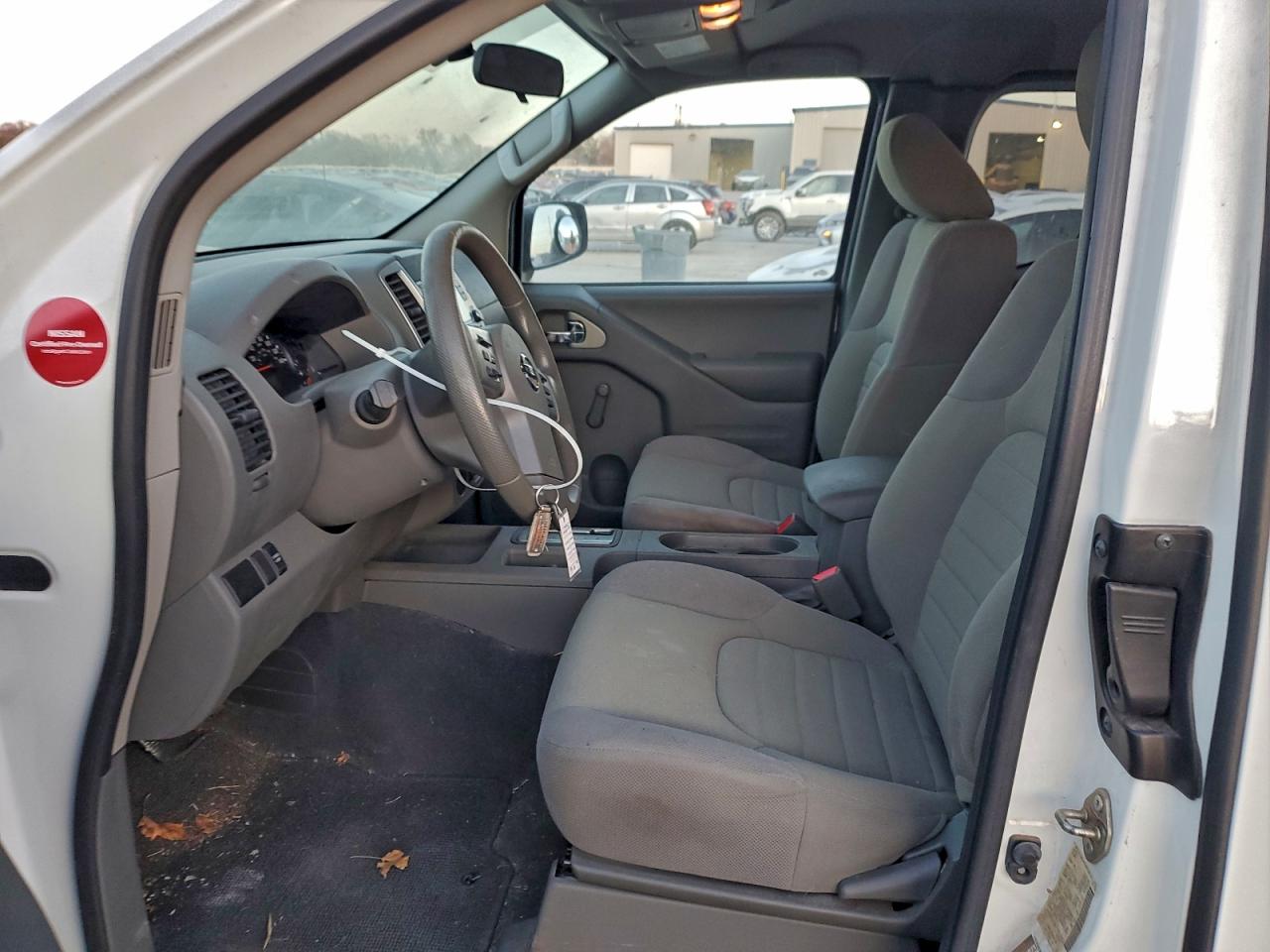 2018 NISSAN FRONTIER S photo 7