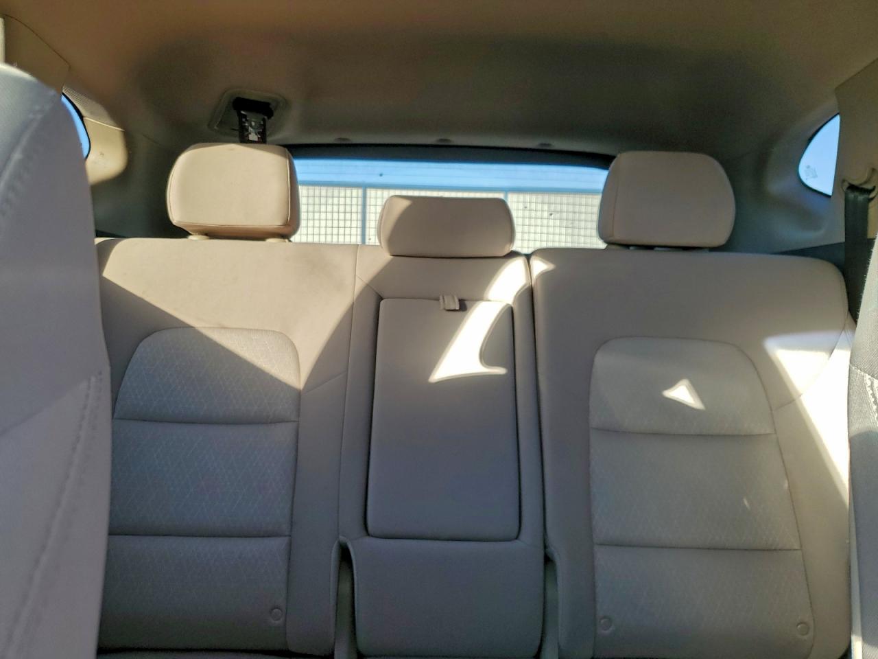 2017 HYUNDAI TUCSON SE photo 10