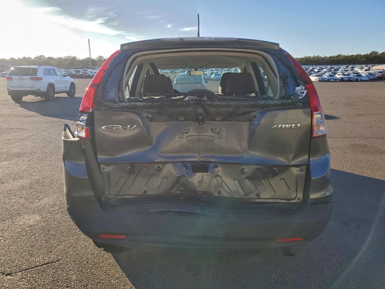 2014 HONDA CR-V LX photo 11