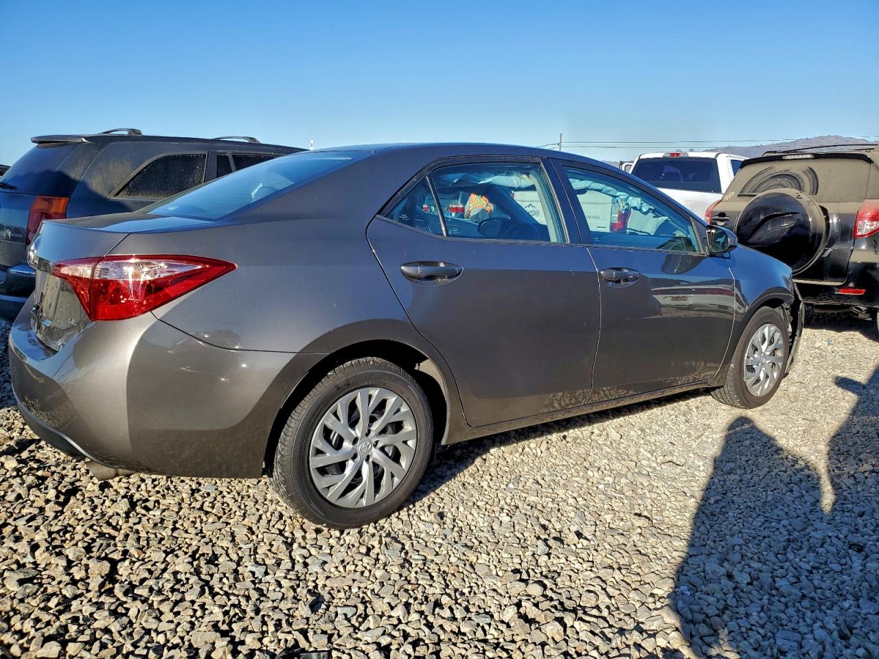 2019 TOYOTA COROLLA L photo 5