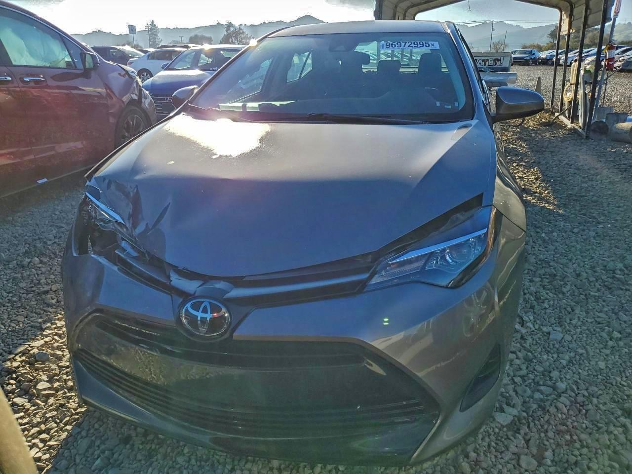 2019 TOYOTA COROLLA L photo 9
