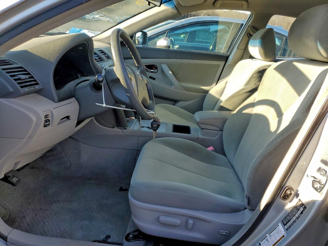 2007 TOYOTA CAMRY CE photo 7