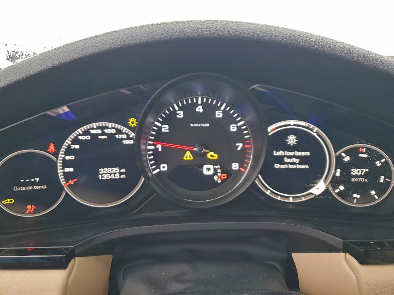 2019 PORSCHE CAYENNE S photo 9