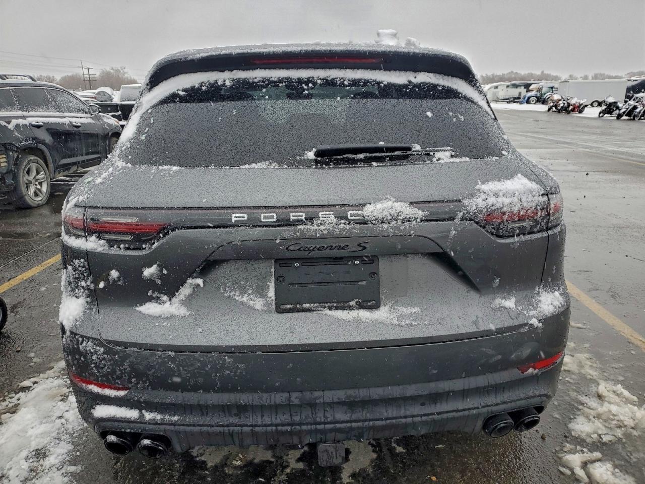 2019 PORSCHE CAYENNE S photo 6