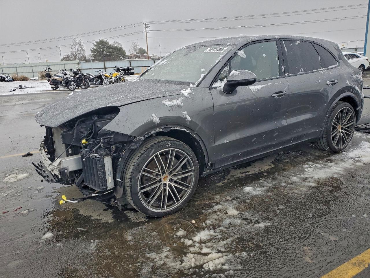 2019 PORSCHE CAYENNE