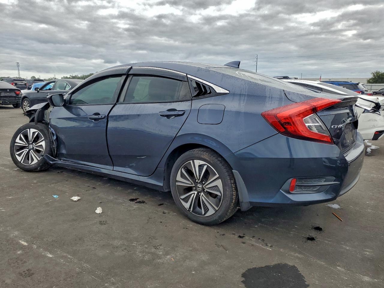 2016 HONDA CIVIC EX photo 3