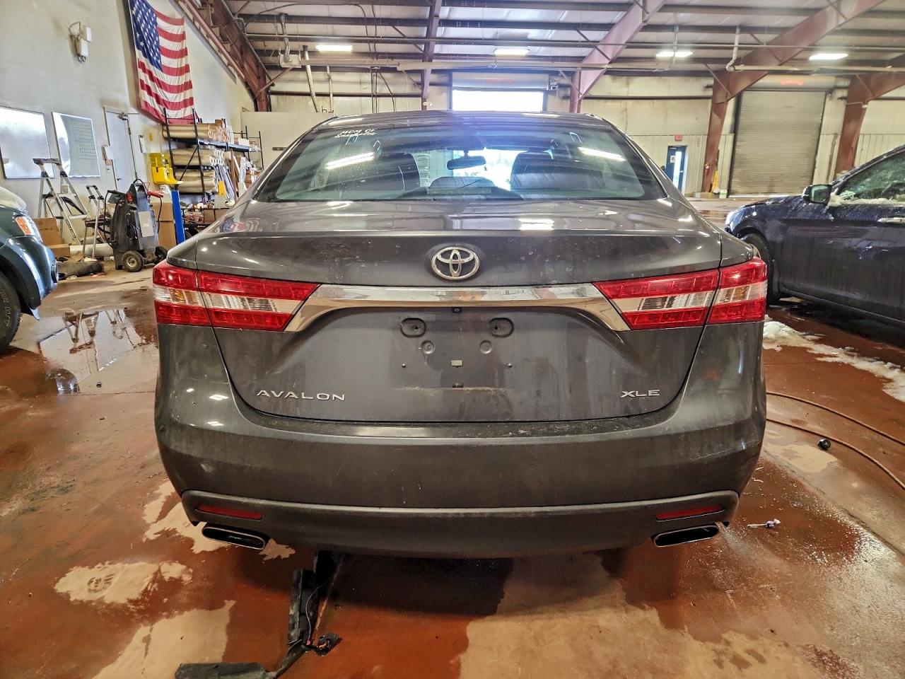 2013 TOYOTA AVALON BASE photo 11