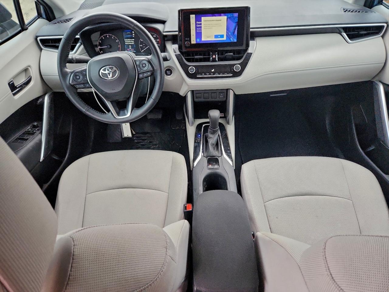 2023 TOYOTA COROLLA CROSS LE photo 22