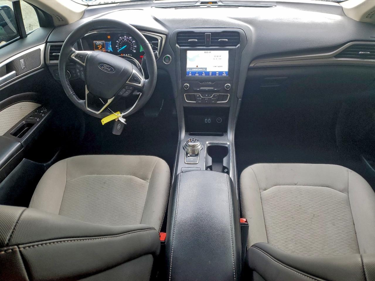 2020 FORD FUSION SE photo 8