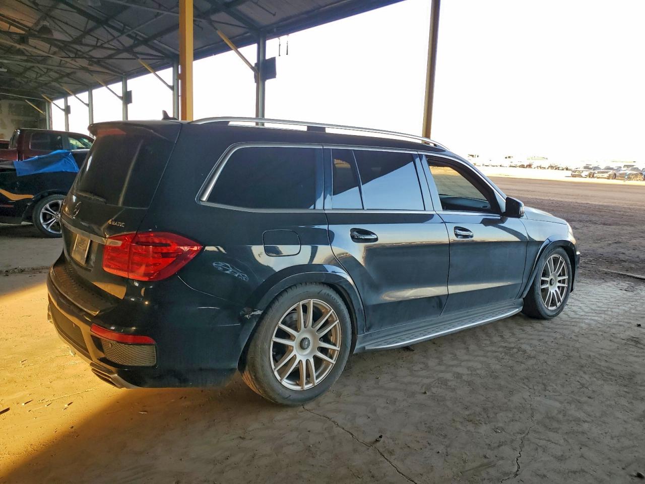 2014 MERCEDES-BENZ GL 550 4MATIC photo 3