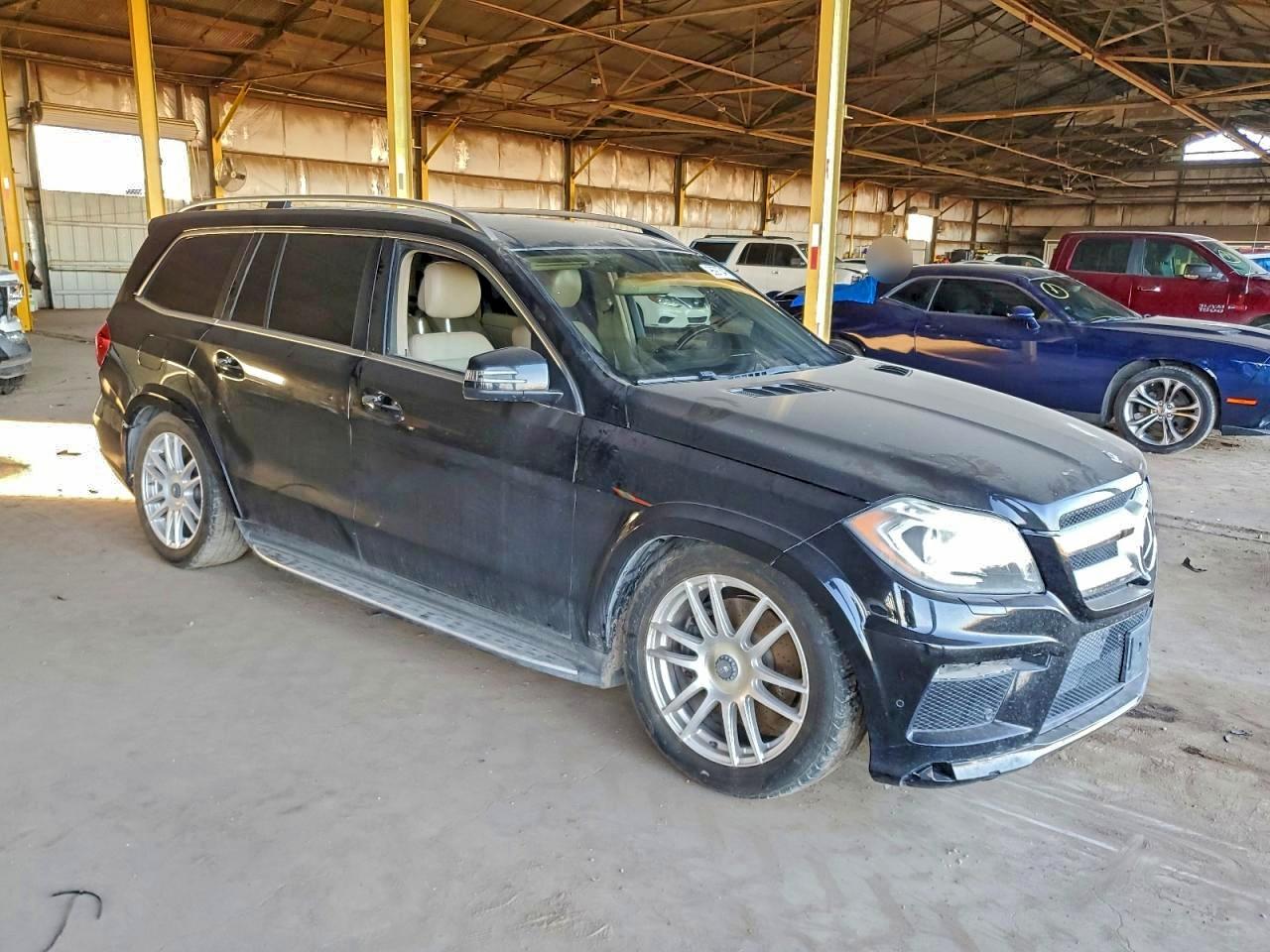 2014 MERCEDES-BENZ GL 550 4MATIC photo 4