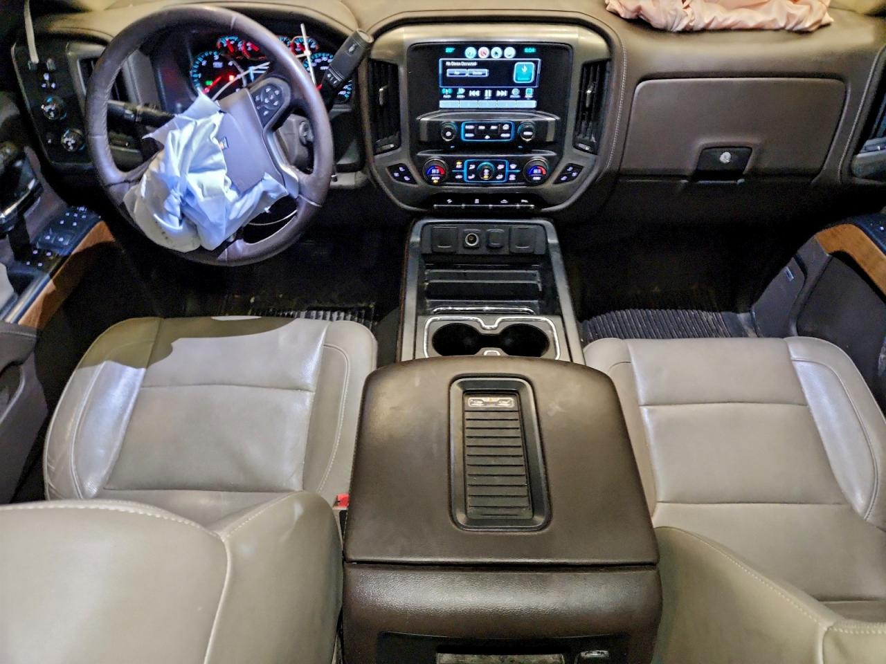 2018 CHEVROLET SILVERADO K1500 LTZ photo 8
